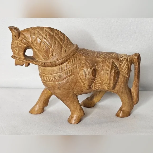 Wooden Horse Statue Hand Carved Showpiece Small Animal Sculptures for Home Decor - Picture 2 of 8